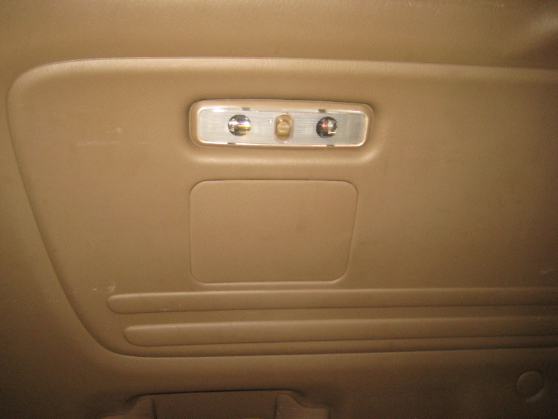 2003-2008-Honda-Pilot-Reverse-Light-Bulbs-Replacement-Guide-003