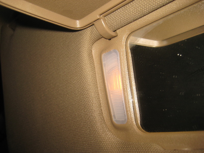 2003-2008-Honda-Pilot-Vanity-Mirror-Light-Bulbs-Replacement-Guide-011