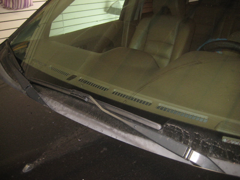 2003-2008-Honda-Pilot-Windshield-Window-Wiper-Blades-Replacement-Guide-001