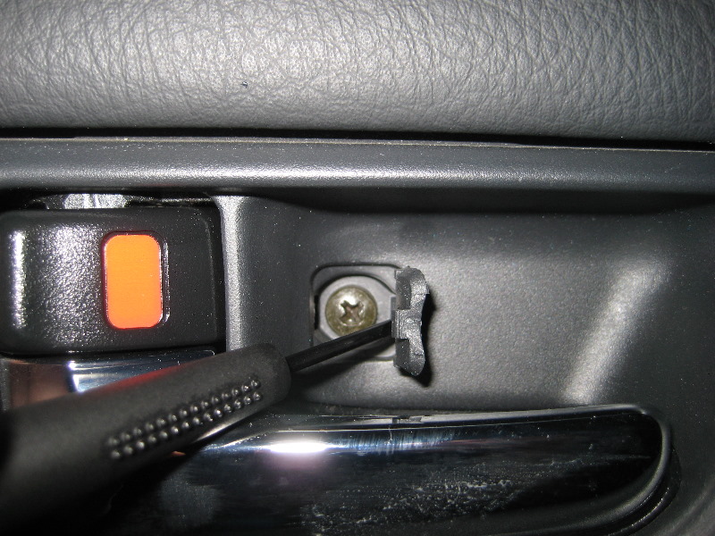 2003-2008-Toyota-Corolla-Door-Panel-Removal-Guide-003