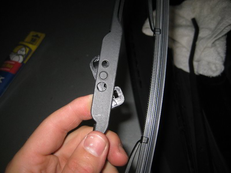 thumbnail image 2 of OMAC 3-Piece Windscreen Wiper Blade Set For Toyota Corolla Verso 2001-2009 – Front (17" & 26") & Rear (14") 2 of 2