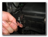 2004-2009-Toyota-Prius-Engine-Air-Filter-Replacement-Guide-002