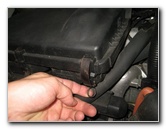 2004-2009-Toyota-Prius-Engine-Air-Filter-Replacement-Guide-006