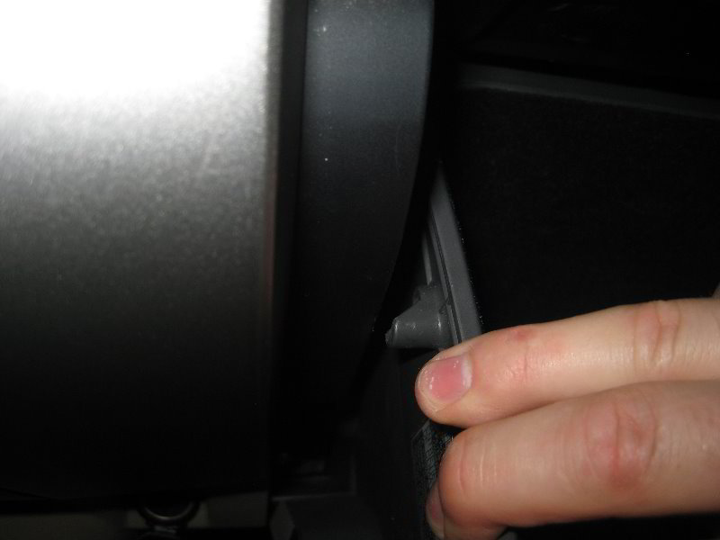 2004-2009-Toyota-Prius-Cabin-Air-Filter-Replacement-Guide-022