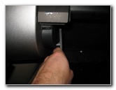 2004-2009-Toyota-Prius-Cabin-Air-Filter-Replacement-Guide-005