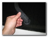 2004-2009-Toyota-Prius-Rear-Window-Wiper-Blade-Replacement-Guide-002
