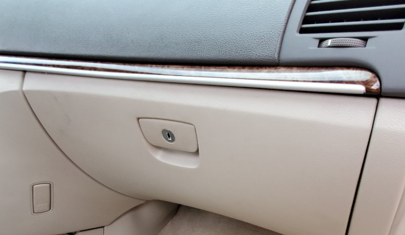 2005-2010-Hyundai-Sonata-Cabin-Air-Filter-Replacement-Guide-001