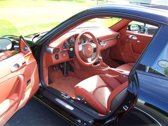 Porsche-911-Carrera-S-Type-997-004