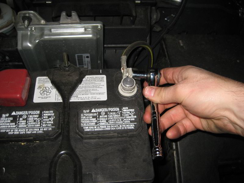 2007-2012-Nissan-Sentra-12V-Automotive-Battery-Replacement-Guide-002