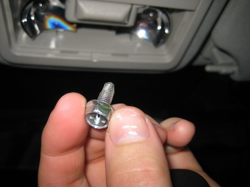 2007-2012-Nissan-Sentra-Map-Light-Bulbs-Replacement-Guide-007