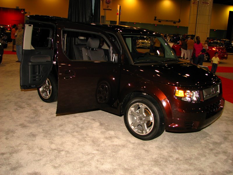 South-Florida-International-Auto-Show-350