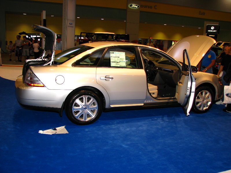 South-Florida-International-Auto-Show-390
