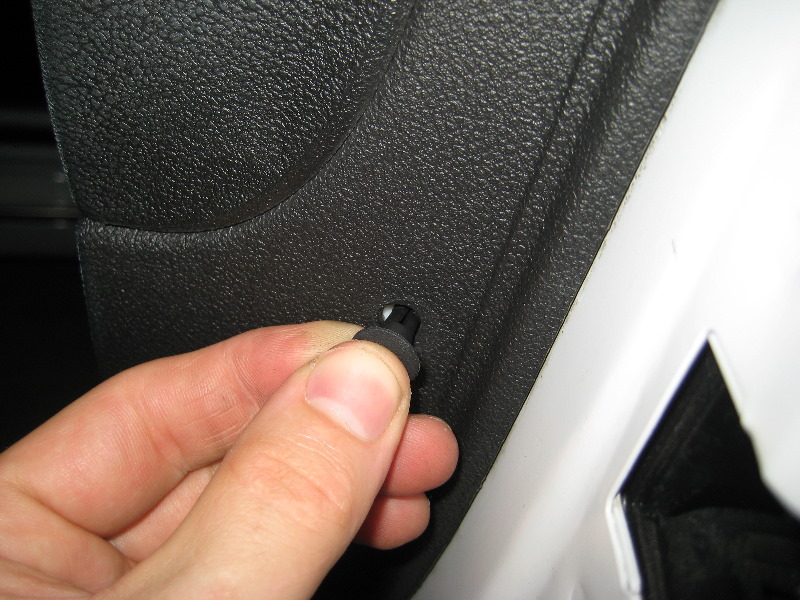 2008-2012-GM-Chevy-Malibu-Door-Panel-Removal-Speaker-Replacement-Guide-0062