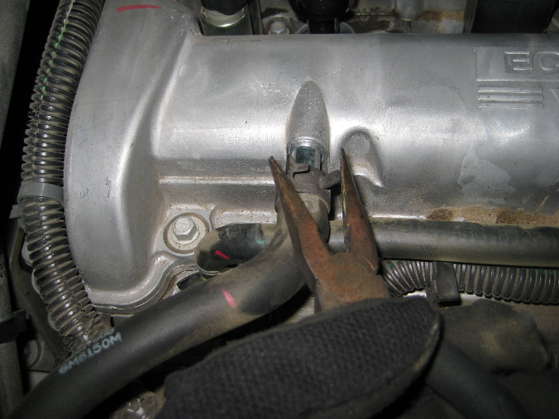 2008-2012-GM-Chevy-Malibu-Ecotec-LE5-I4-Engine-Spark-Plugs-Replacement-Guide-016