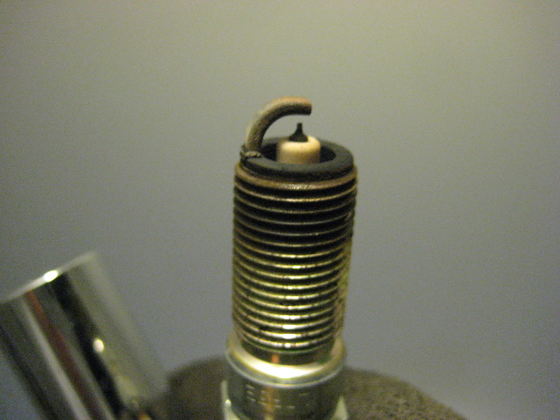 2008-2012-GM-Chevy-Malibu-Ecotec-LE5-I4-Engine-Spark-Plugs-Replacement-Guide-020