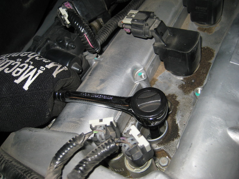 2008-2012-GM-Chevy-Malibu-Ecotec-LE5-I4-Engine-Spark-Plugs-Replacement-Guide-024