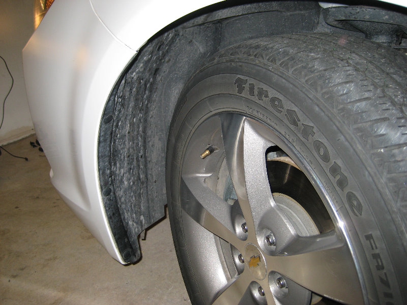 2008-2012-Chevy-Malibu-Headlight-Bulbs-Replacement-Guide-013