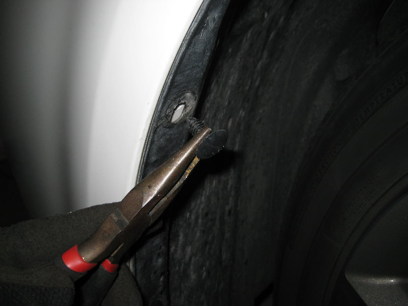 2008-2012-Chevy-Malibu-Headlight-Bulbs-Replacement-Guide-020