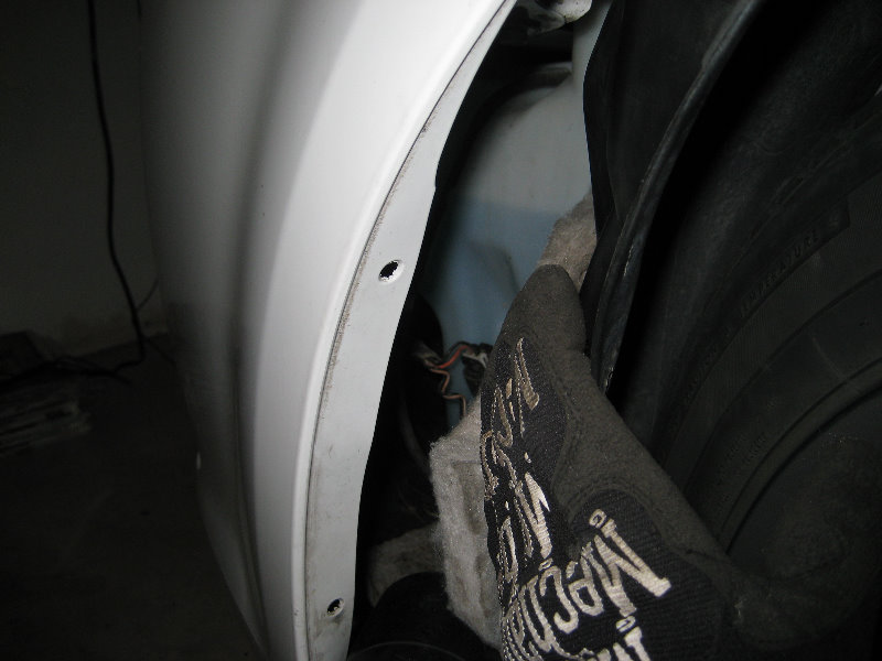 2008-2012-Chevy-Malibu-Headlight-Bulbs-Replacement-Guide-023