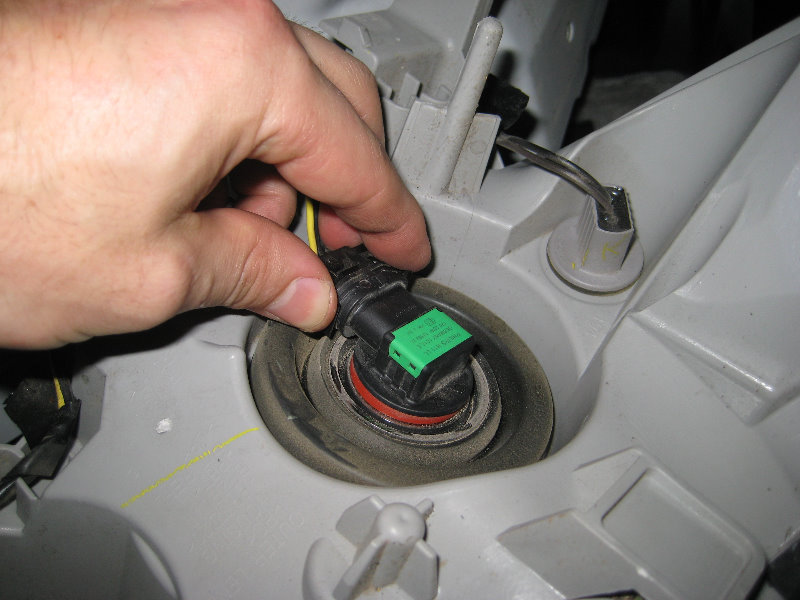 2008-2012-Chevy-Malibu-Headlight-Bulbs-Replacement-Guide-059