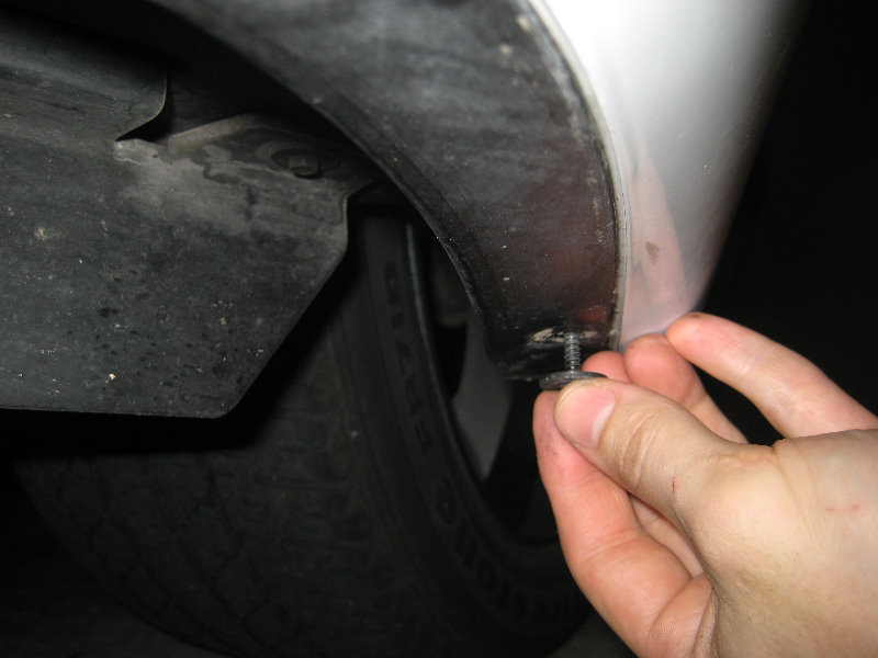 2008-2012-Chevy-Malibu-Headlight-Bulbs-Replacement-Guide-093