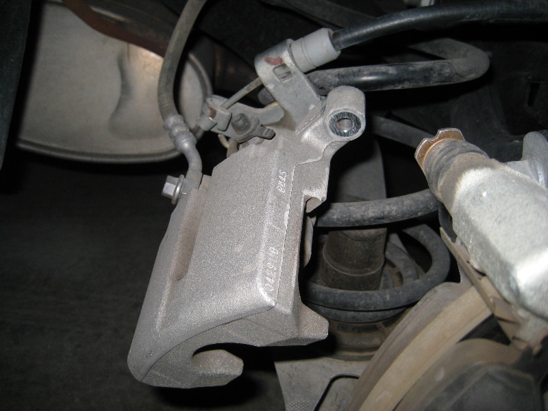 Dlrzautoparts Pair Rear Brake Calipers With Brackets For Chevy Malibu (2014-2015) & Malibu Limited (2016) – W/ Metal Pistons