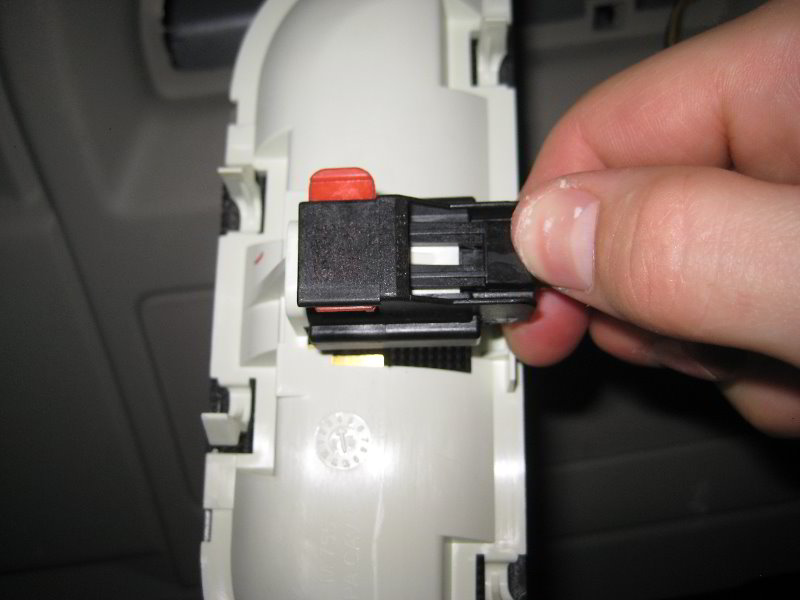 2008-2014-Dodge-Grand-Caravan-Cargo-Area-Light-Bulb-Replacement-Guide-007