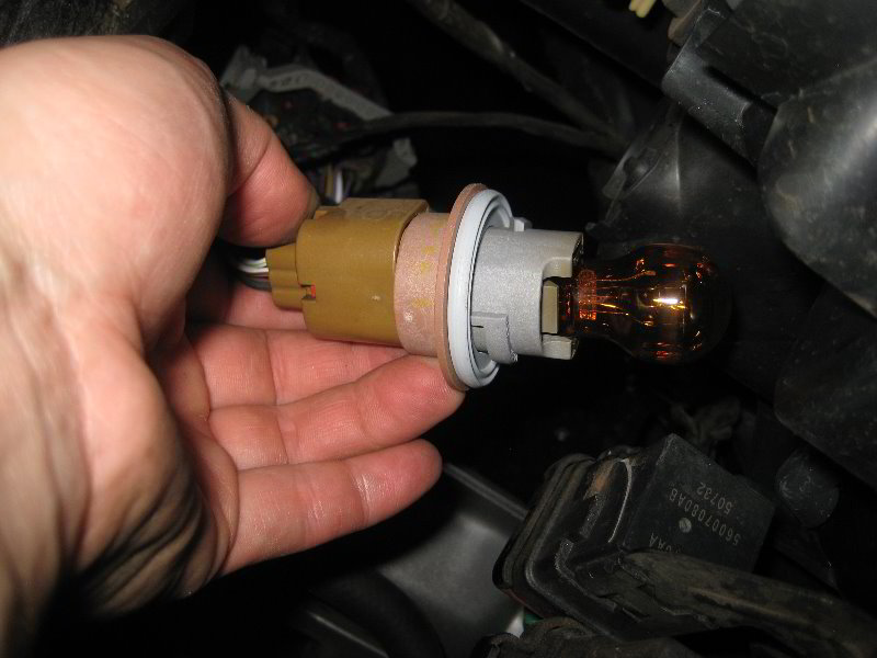 2008-2014-Dodge-Grand-Caravan-Headlight-Bulbs-Replacement-Guide-024