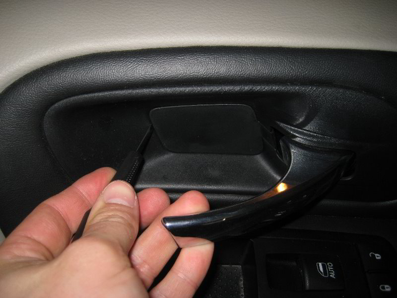 2008-2014-Dodge-Grand-Caravan-Interior-Door-Panel-Removal-Guide-002