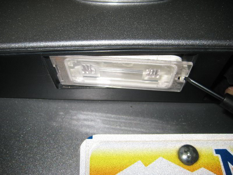 2008-2014-Dodge-Grand-Caravan-License-Plate-Light-Bulbs-Replacement-Guide-004
