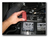 Toyota-Corolla-12V-Car-Battery-Replacement-Guide-016