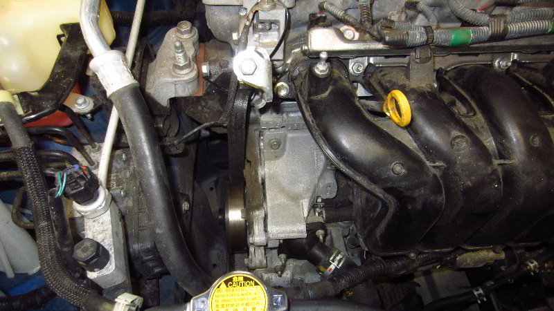 2009-2013-Toyota-Corolla-Alternator-Replacement-Guide-044