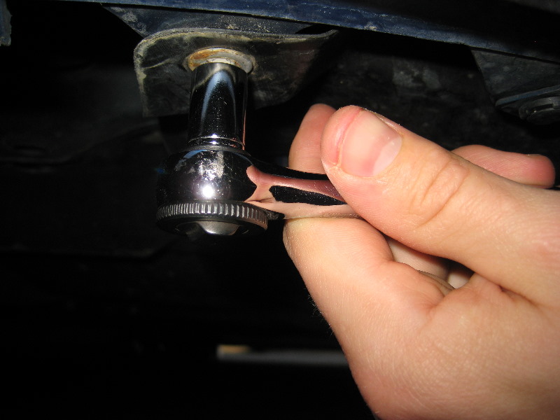 2009-2013-Toyota-Corolla-Fog-Light-Bulbs-Replacement-Guide-015