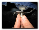 2009-2013-Toyota-Corolla-Fog-Light-Bulbs-Replacement-Guide-014