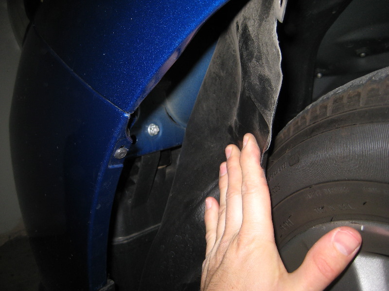 2009-2013-Toyota-Corolla-Headlight-Bulbs-Replacement-Guide-027