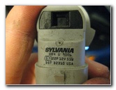 2009-2013-Toyota-Corolla-Headlight-Bulbs-Replacement-Guide-009