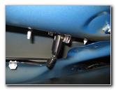 2009-2013-Toyota-Corolla-License-Plate-Light-Bulbs-Replacement-Guide-014