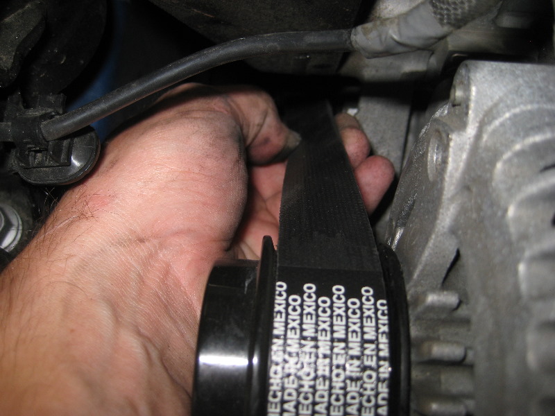 2009-2013-Toyota-Corolla-Serpentine-Accessory-Belt-Change-Guide-033