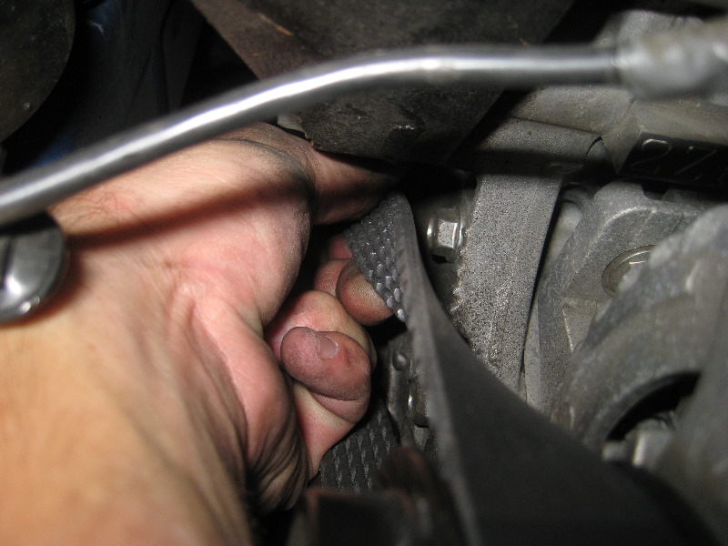 2009-2013-Toyota-Corolla-Serpentine-Accessory-Belt-Change-Guide-034