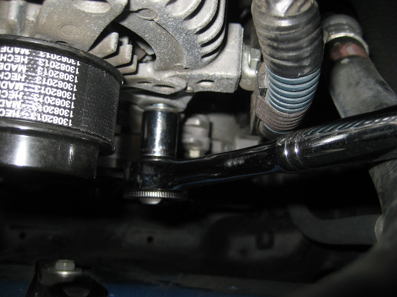 2009-2013-Toyota-Corolla-Serpentine-Accessory-Belt-Change-Guide-037