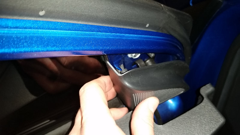 2009-2013-Toyota-Corolla-Side-View-Mirror-Tightening-Guide-013
