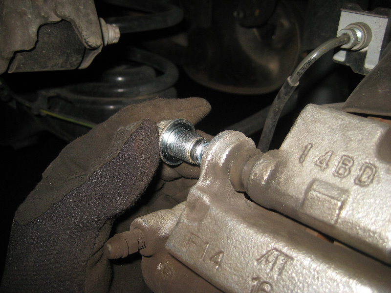 2010-2016-Toyota-4Runner-Rear-Disc-Brake-Pads-Replacement-Guide-027