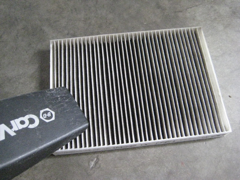 2011-2014-Dodge-Charger-HVAC-Cabin-Air-Filter-Replacement-Guide-009