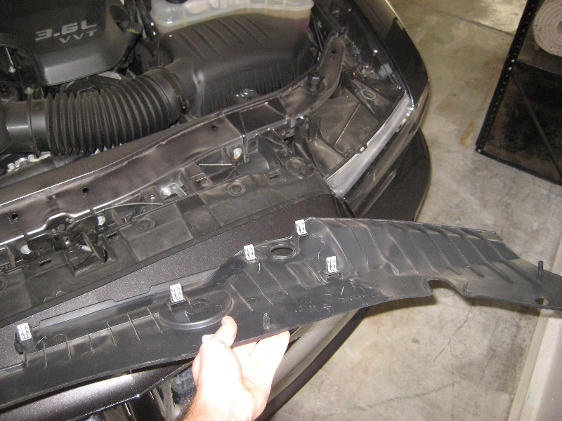 2011-2014-Dodge-Charger-Headlight-Bulbs-Replacement-Guide-006