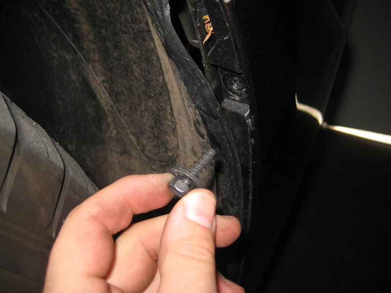 2011-2014-Dodge-Charger-Headlight-Bulbs-Replacement-Guide-020