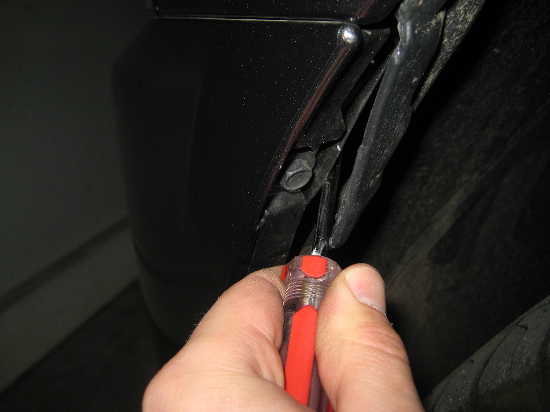 2011-2014-Dodge-Charger-Headlight-Bulbs-Replacement-Guide-031