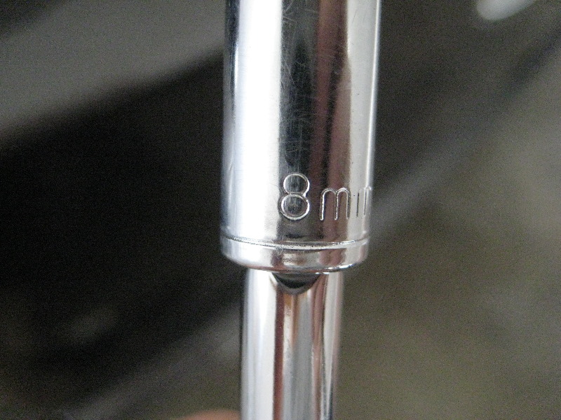 2011-2014-Dodge-Charger-Headlight-Bulbs-Replacement-Guide-034