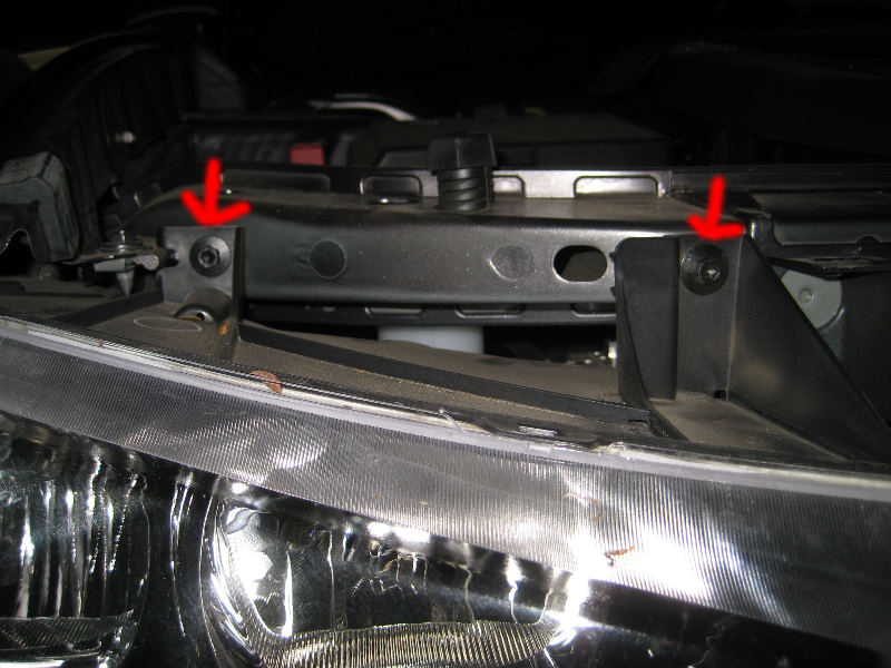 2011-2014-Dodge-Charger-Headlight-Bulbs-Replacement-Guide-037