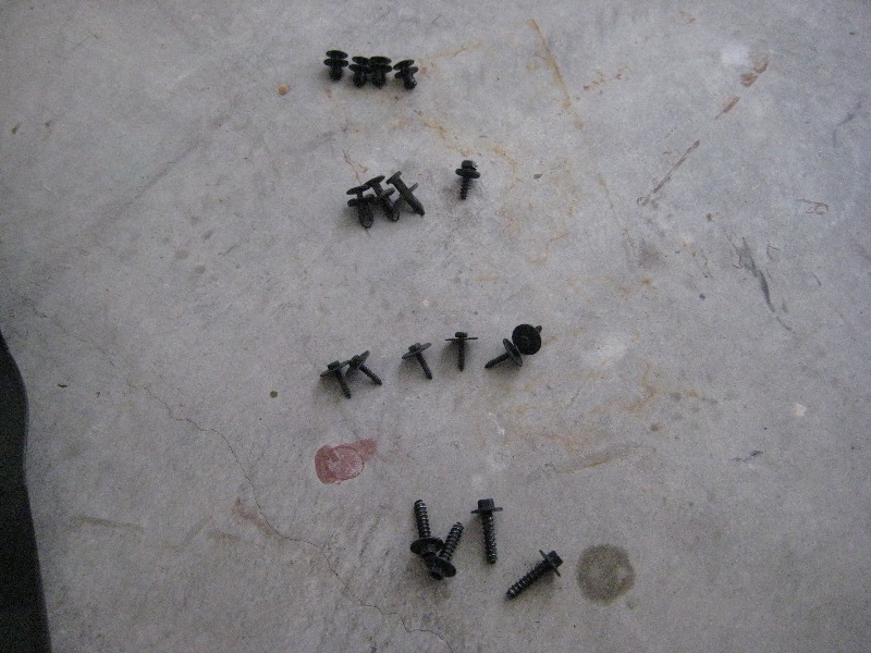 2011-2014-Dodge-Charger-Headlight-Bulbs-Replacement-Guide-042