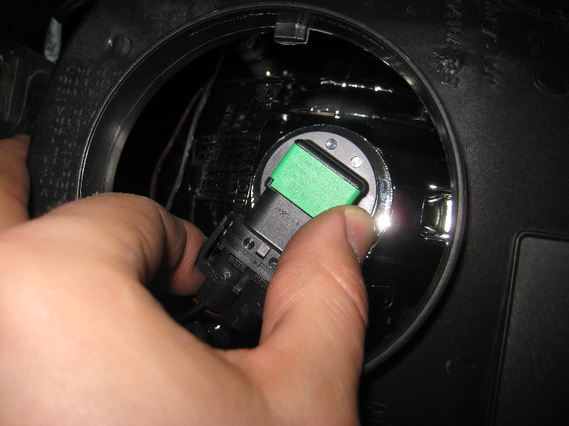 2011-2014-Dodge-Charger-Headlight-Bulbs-Replacement-Guide-048